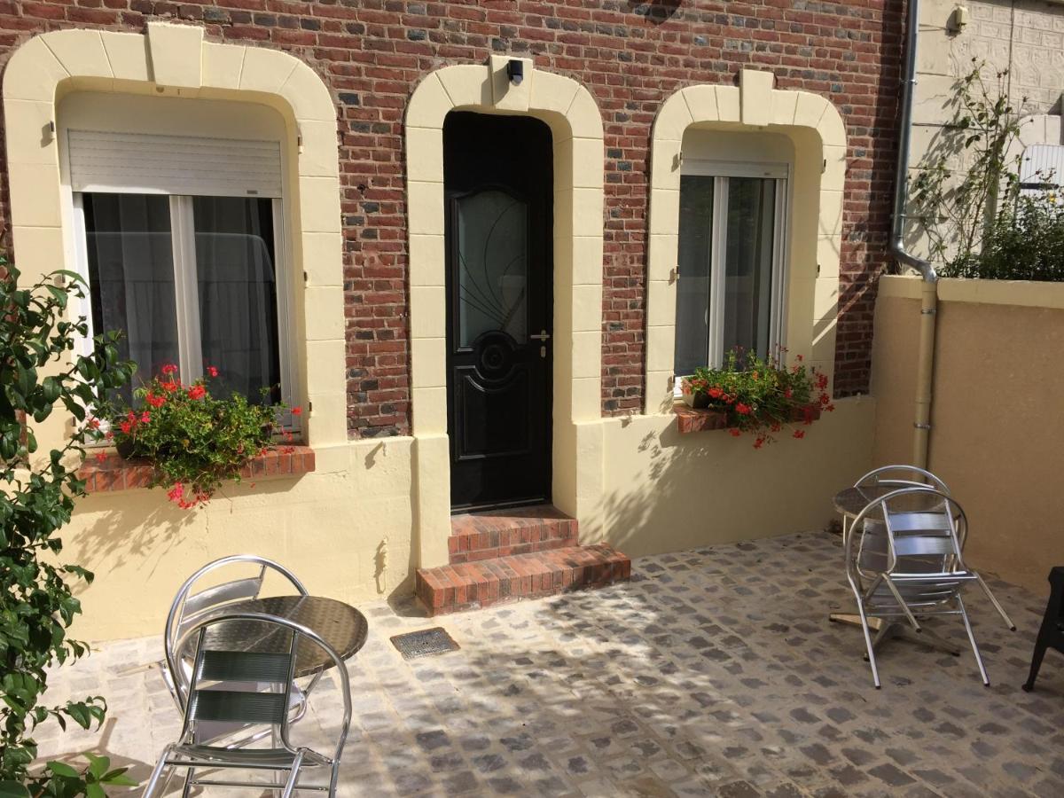 La Villa Des Remparts ลีซีเยอ ภายนอก รูปภาพ